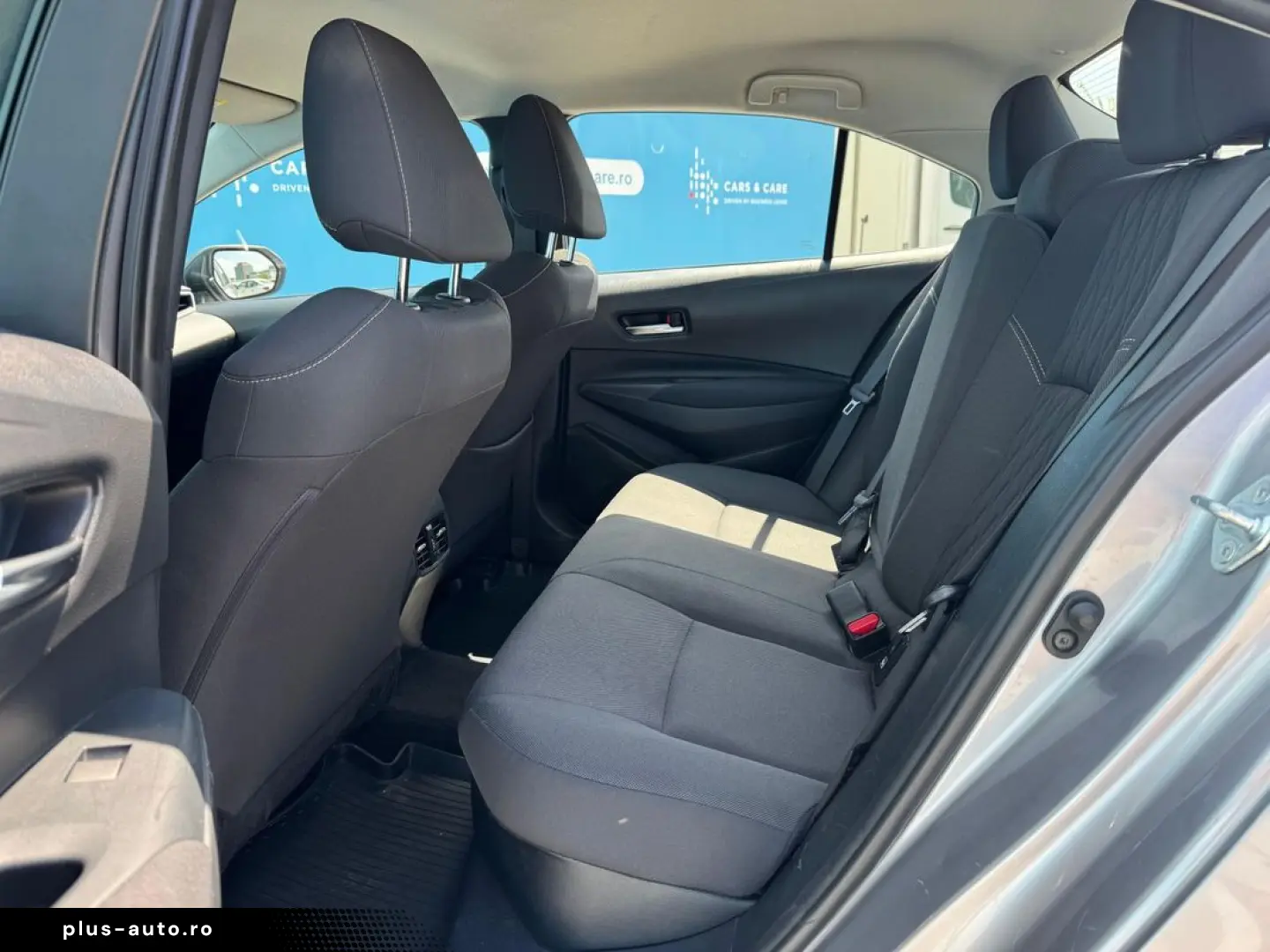 TOYOTA COROLLA 1.8 Hybrid Dynamic HSD E-CVT