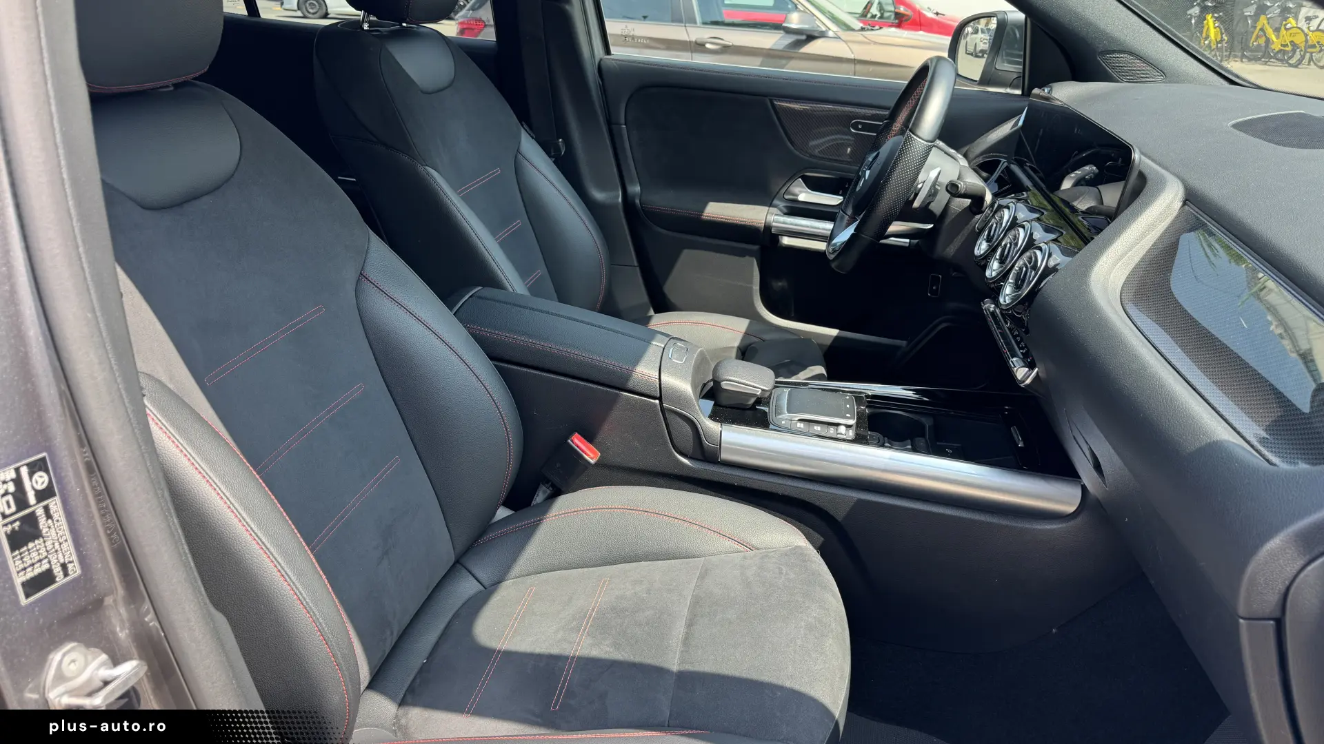 Primul proprietar  Achiztie Tiriac Auto