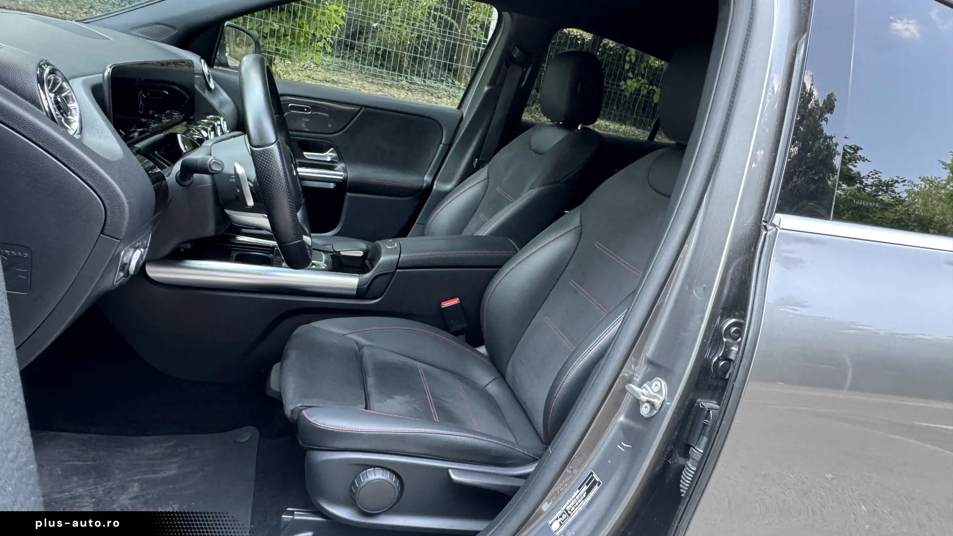 Primul proprietar  Achiztie Tiriac Auto