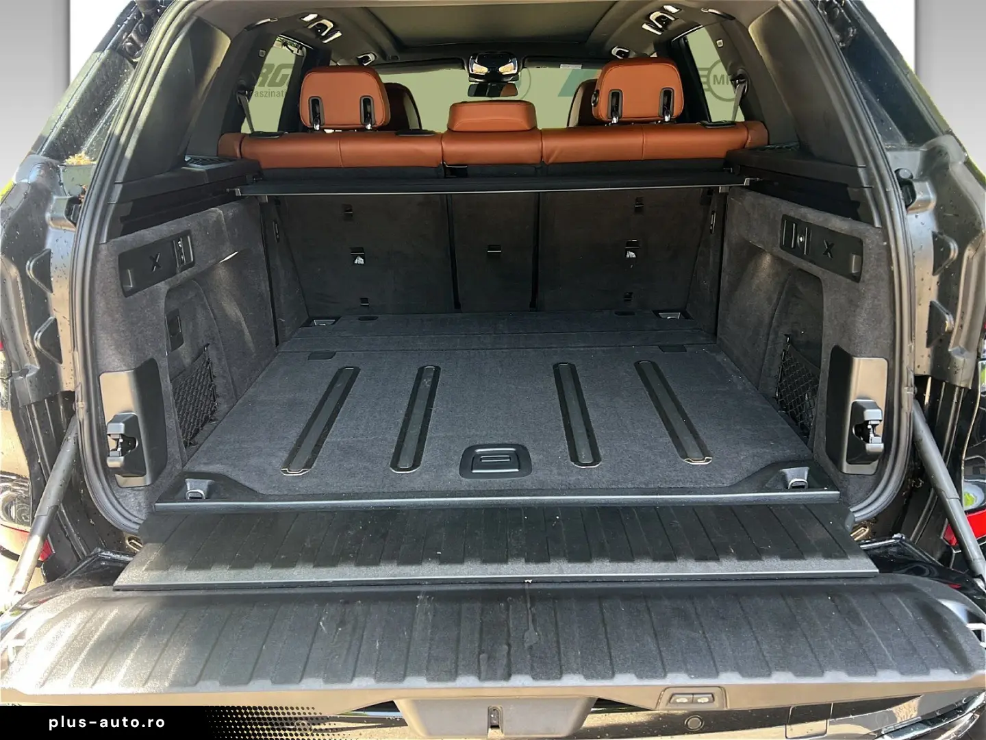 BMW X5 xDrive40d M-Sport Pro_ACC_Panoramic_Incalzire_Aux