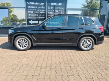 BMW X3 x20d Advantage - ASSISTS - LED - HUD -