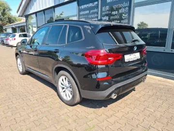BMW X3 x20d Advantage - ASSISTS - LED - HUD -