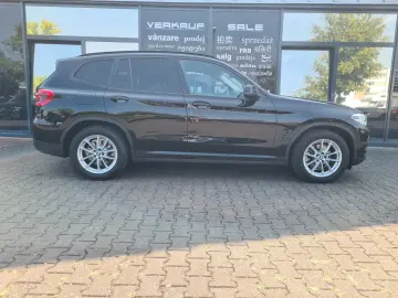 BMW X3 x20d Advantage - ASSISTS - LED - HUD -