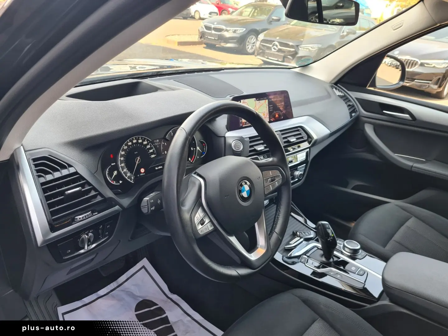 BMW X3 x20d Advantage - ASSISTS - LED - HUD -