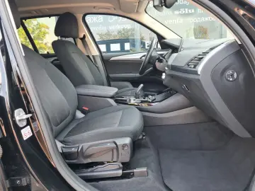 BMW X3 x20d Advantage - ASSISTS - LED - HUD -
