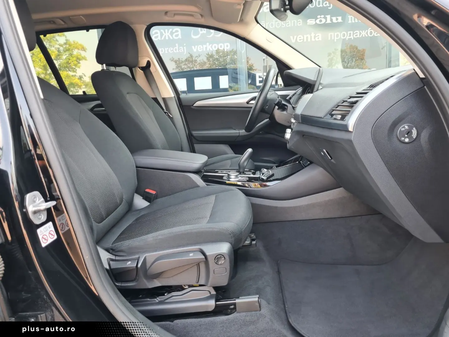 BMW X3 x20d Advantage - ASSISTS - LED - HUD -