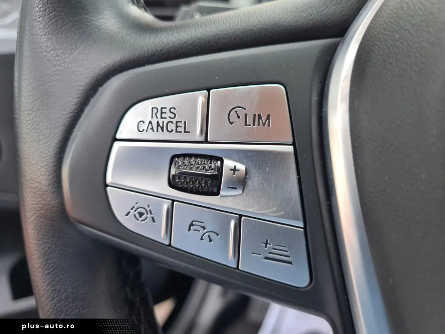 BMW X3 x20d Advantage - ASSISTS - LED - HUD -