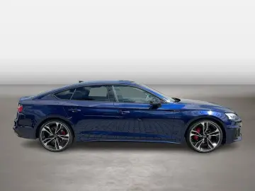 AUDI A5 Sportback 40 TDI quattro SLine edition   HuD