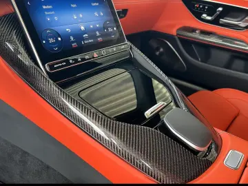 Mercedes-Benz SL 63 AMG 4MATIC