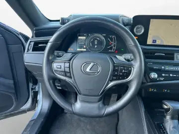 ✨ Lexus ES 300h Business Line   Hybrid 218 CP