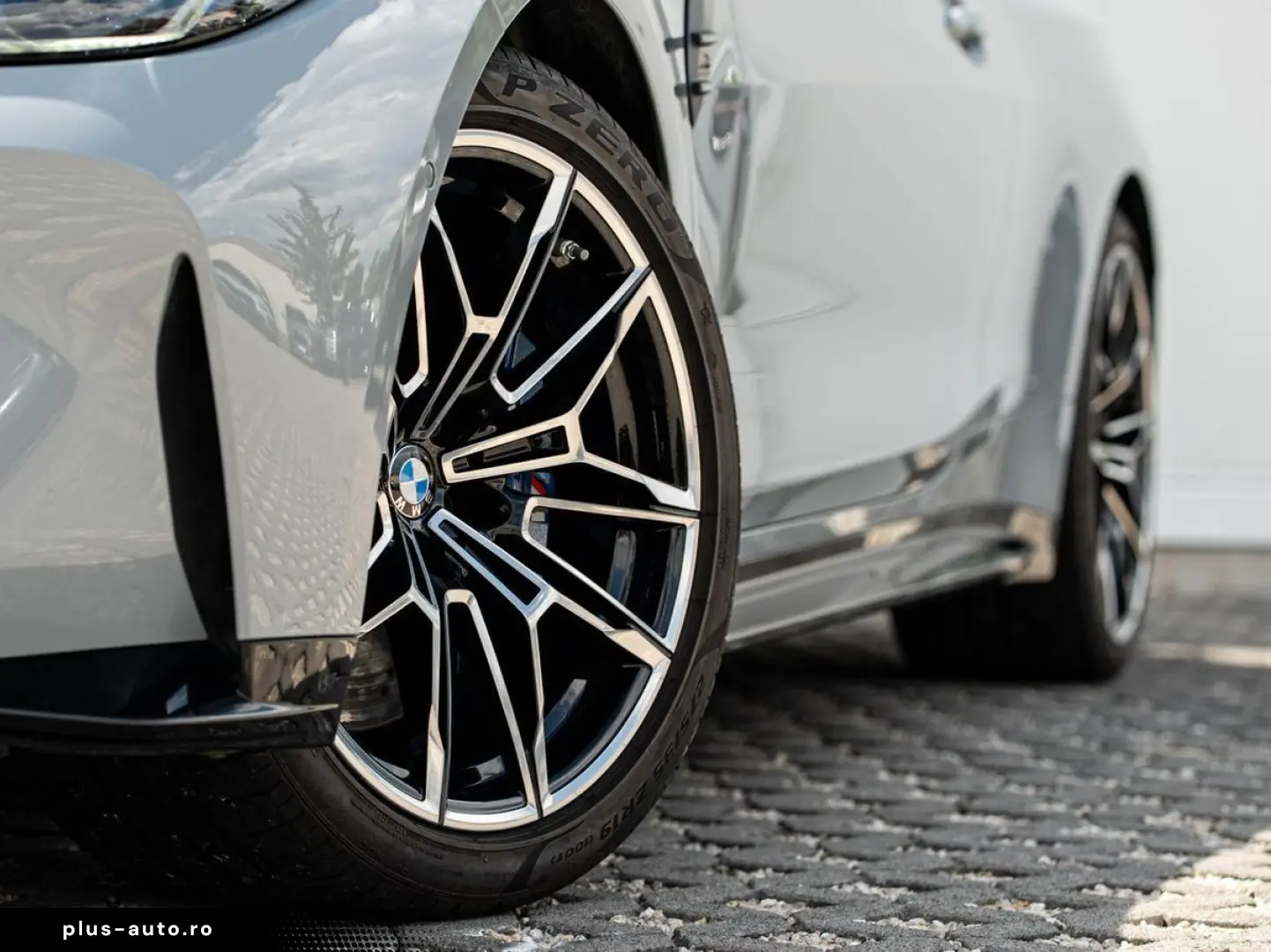 BMW M4 xDrive Coupe Compet. ACC Laser H&K KoZg 360