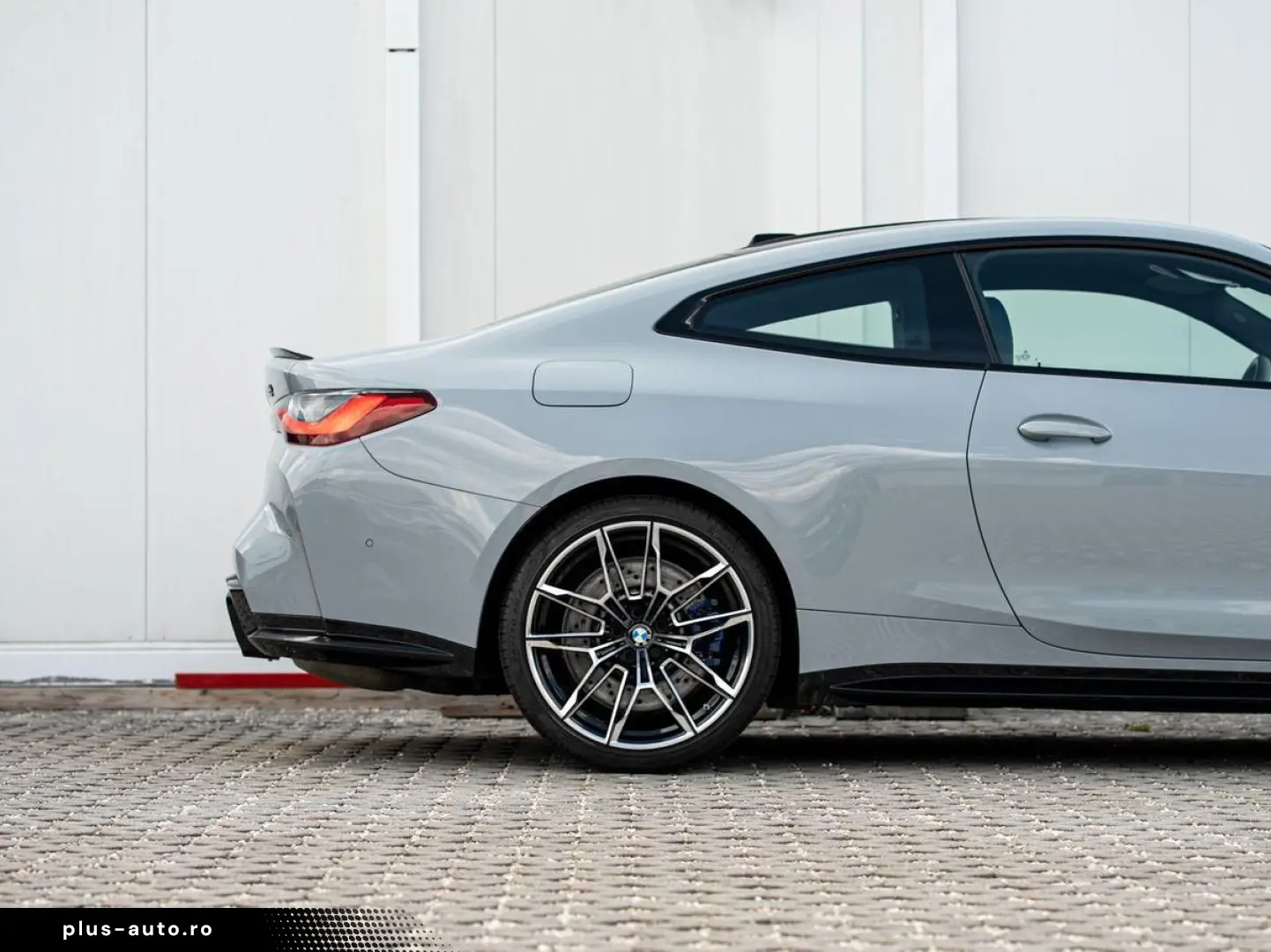 BMW M4 xDrive Coupe Compet. ACC Laser H&K KoZg 360