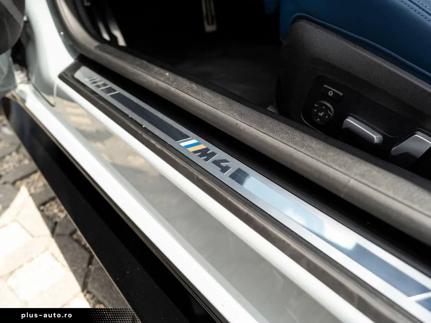 BMW M4 xDrive Coupe Compet. ACC Laser H&K KoZg 360