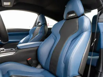 BMW M4 xDrive Coupe Compet. ACC Laser H&K KoZg 360