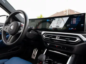 BMW M4 xDrive Coupe Compet. ACC Laser H&K KoZg 360