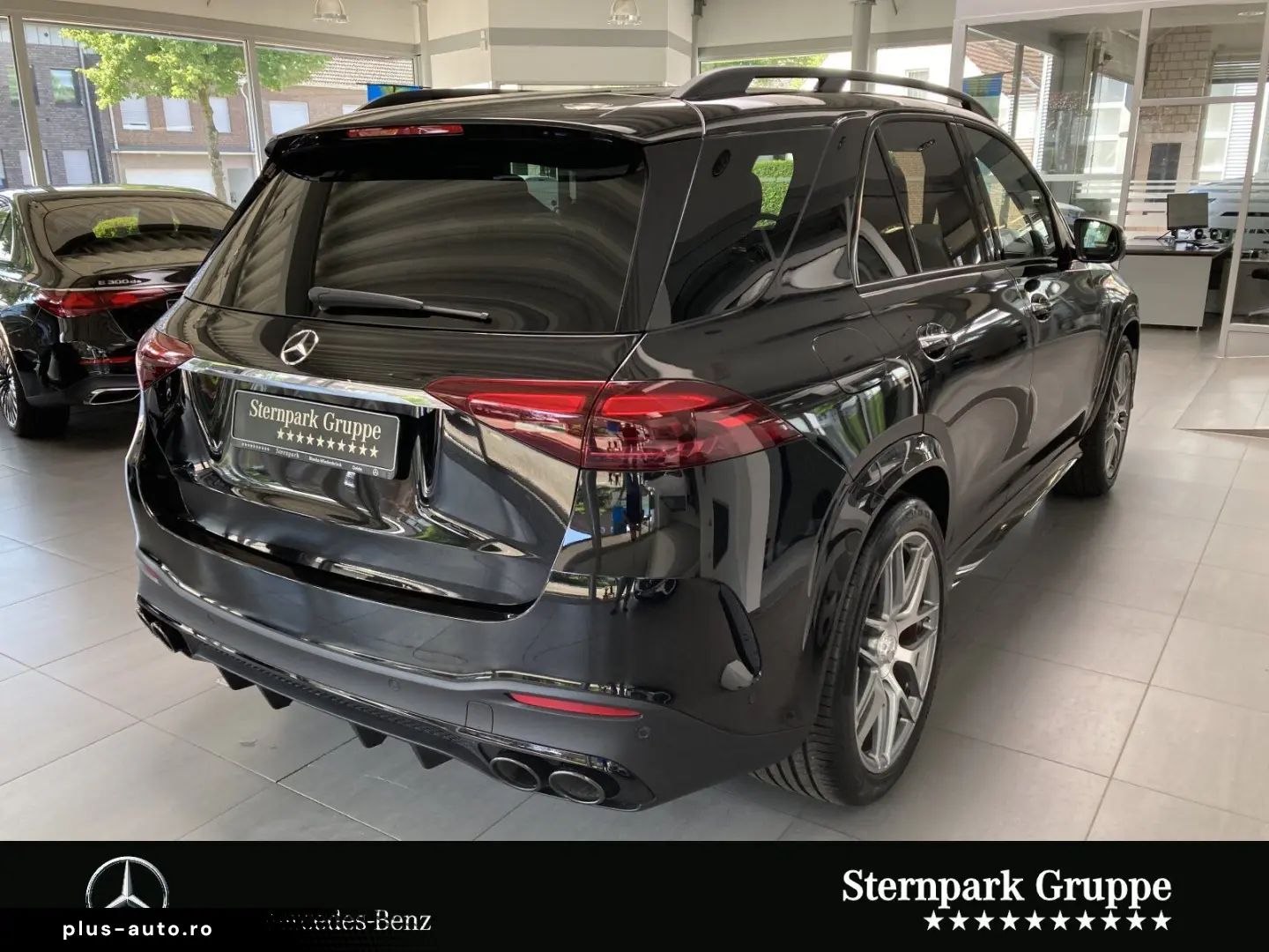 MERCEDES-BENZ GLE 53 AMG 4M_ACC_Pano_HUD