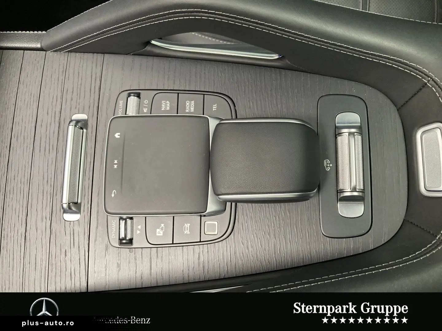 MERCEDES-BENZ GLE 53 AMG 4M_ACC_Pano_HUD