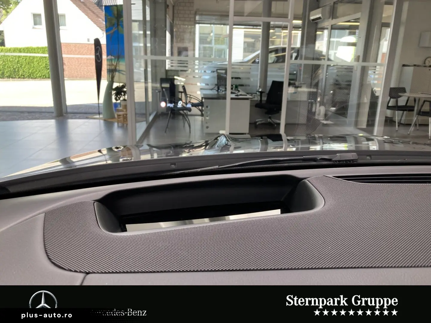 MERCEDES-BENZ GLE 53 AMG 4M_ACC_Pano_HUD