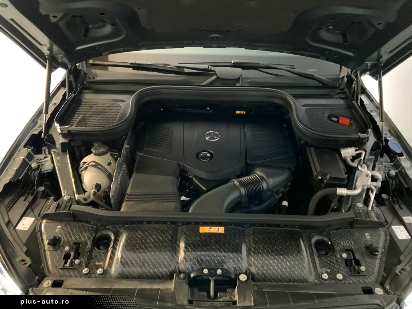 MERCEDES-BENZ GLE 400 e 4M_AMG_Night_Pano_ACC_360_HUD