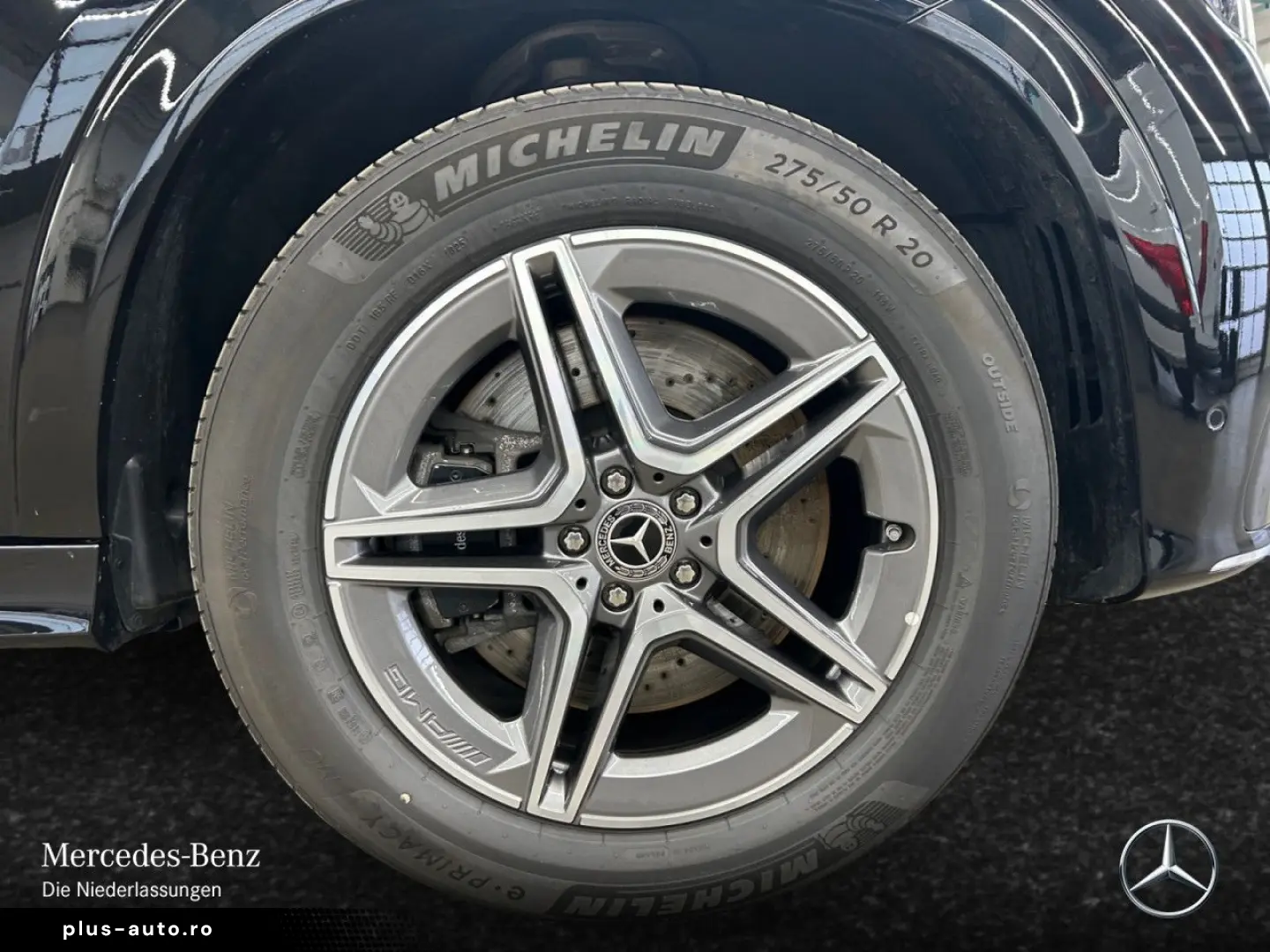 MERCEDES-BENZ GLE 350 de 4Matic_AMG_Line_Pano_HUD