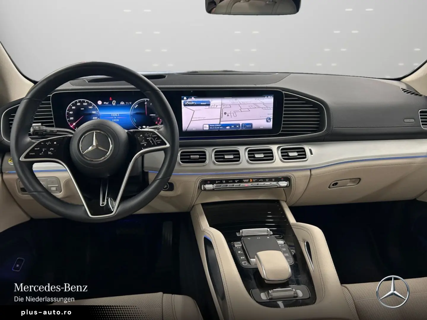 MERCEDES-BENZ GLE 350 de 4Matic_AMG_Line_Pano_HUD