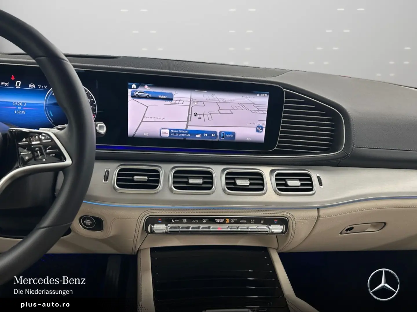 MERCEDES-BENZ GLE 350 de 4Matic_AMG_Line_Pano_HUD