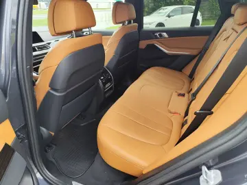 BMW X5 xDr45e MSpo 360 DAProf Ventilation