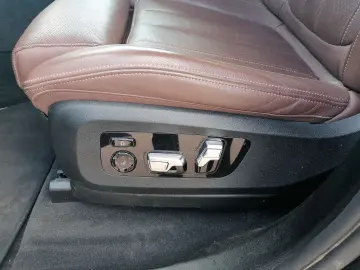 BMW X5 xDr30D MSpo Massage Ventilation 360 DAProf xOffroad