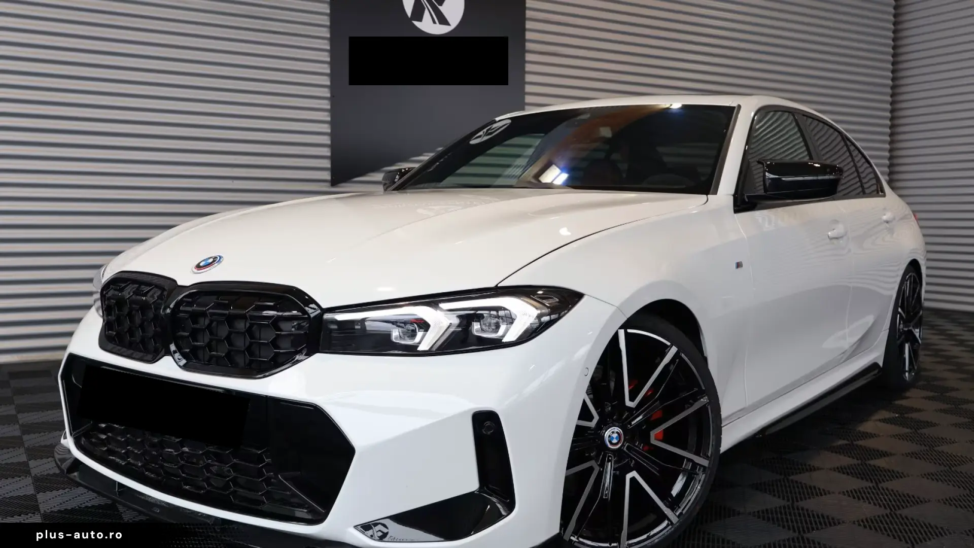 BMW 330i M Performance