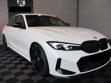 BMW 330i M Performance