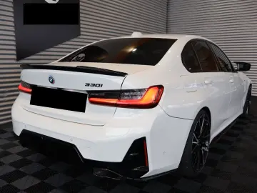 BMW 330i M Performance