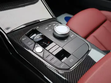 BMW 330i M Performance