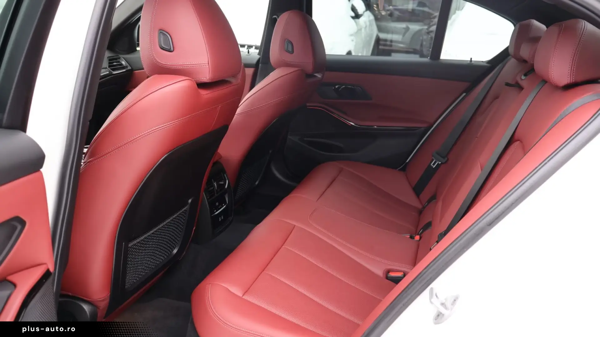 BMW 330i M Performance