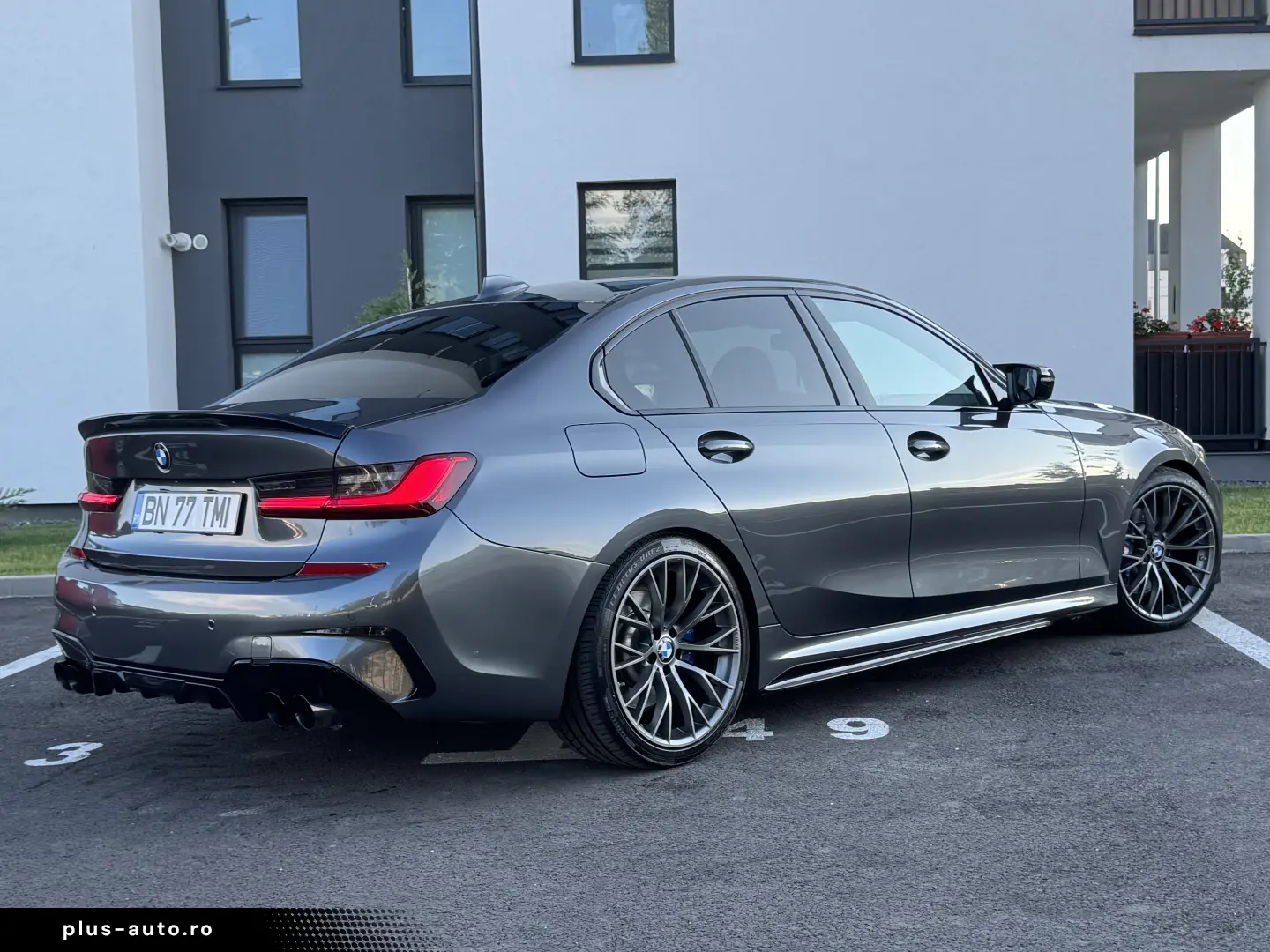 BMW 330e