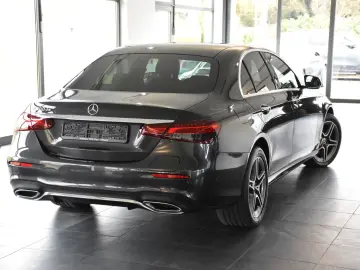 MERCEDES-BENZ E 300 de 9G AMG LINE PANORAMA 360 -KAMERA