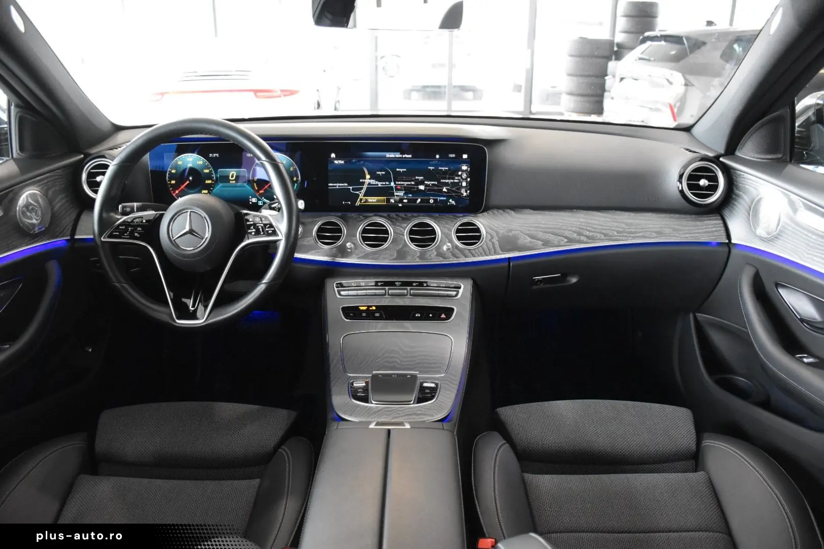 MERCEDES-BENZ E 300 de 9G AMG LINE PANORAMA 360 -KAMERA