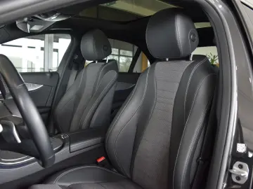 MERCEDES-BENZ E 300 de 9G AMG LINE PANORAMA 360 -KAMERA