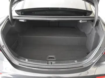 MERCEDES-BENZ E 300 de 9G AMG LINE PANORAMA 360 -KAMERA