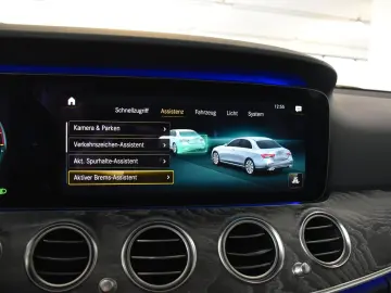 MERCEDES-BENZ E 300 de 9G AMG LINE PANORAMA 360 -KAMERA