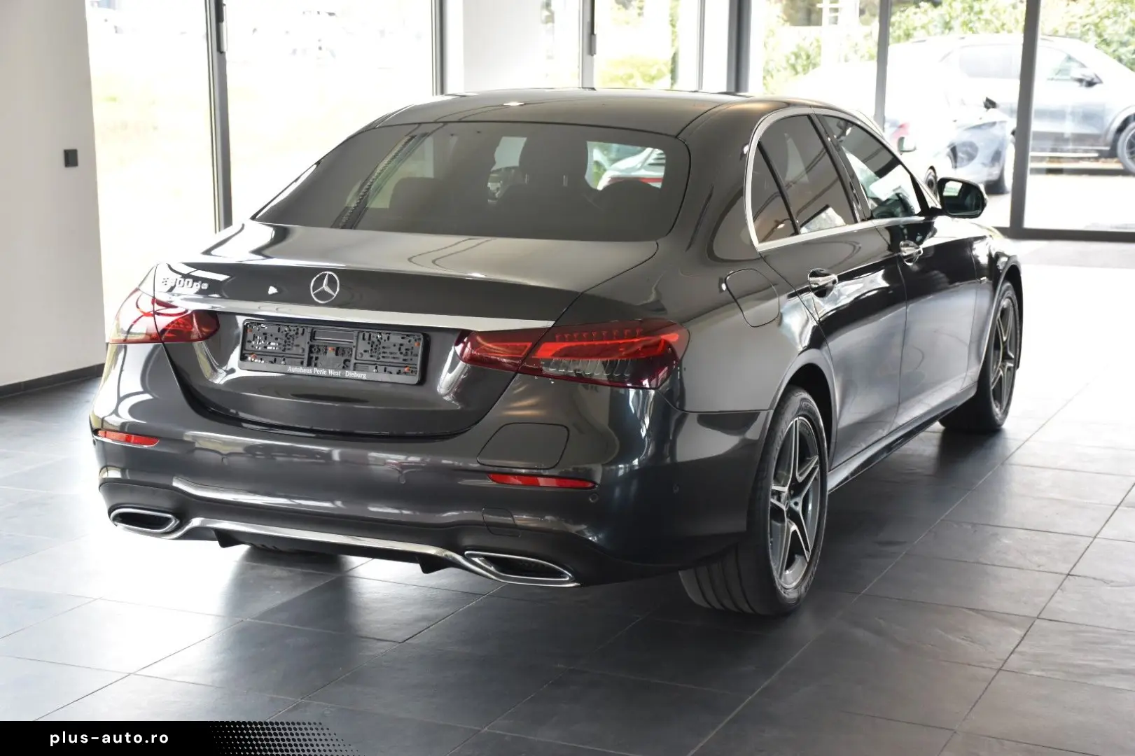 MERCEDES-BENZ E 300 de 9G AMG LINE PANORAMA 360 -KAMERA