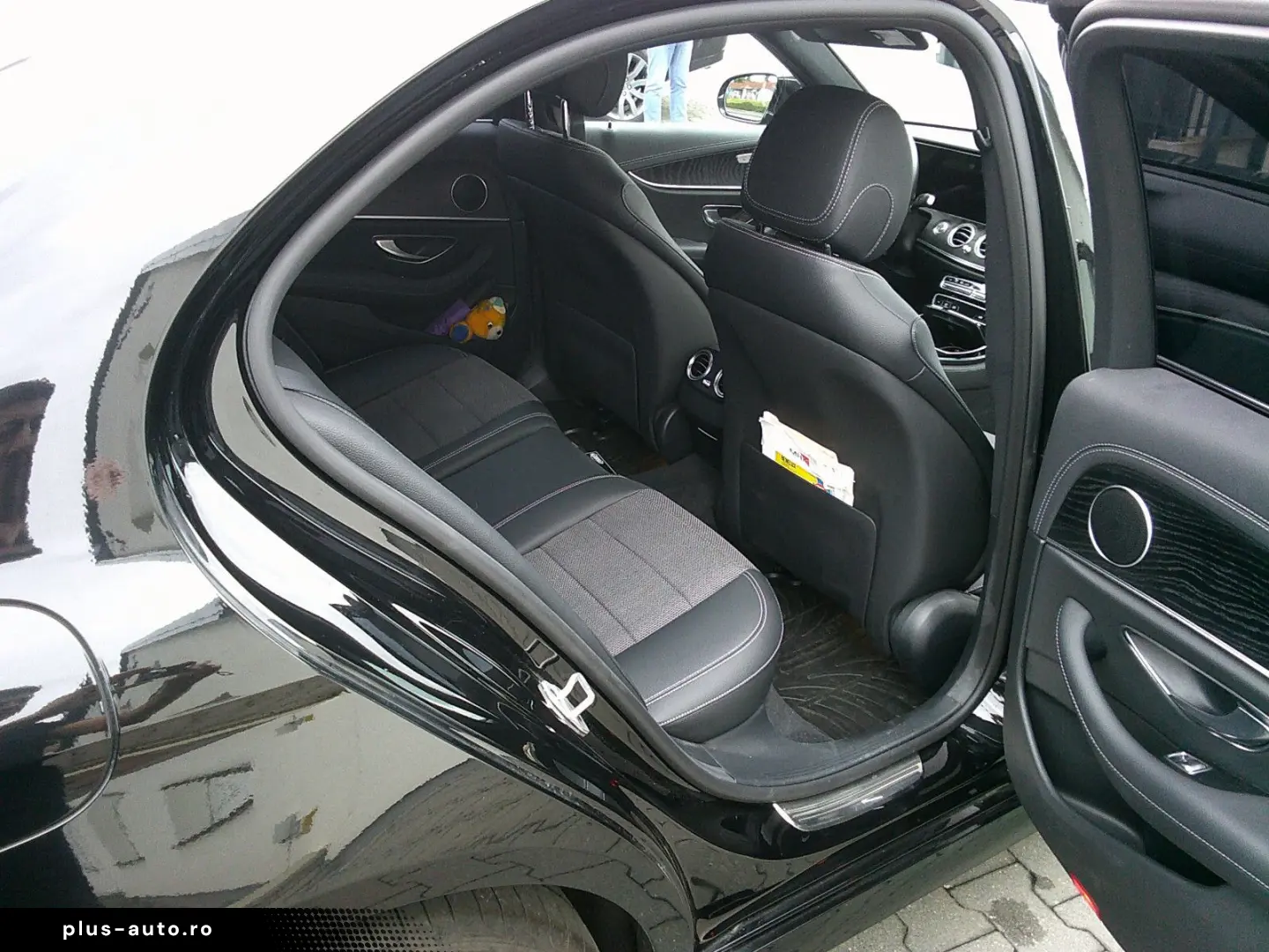 MERCEDES-BENZ E 300  AMG Sportsitze