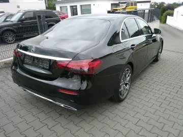 MERCEDES-BENZ E 300  AMG Sportsitze