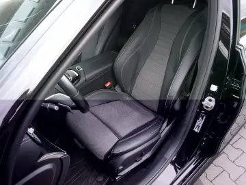 MERCEDES-BENZ E 300  AMG Sportsitze