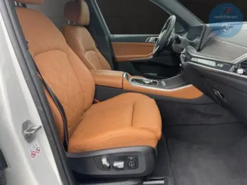 BMW X5 xDr30d MSpo Pro Massage Ventil IcGlow SoftClo AirSusp