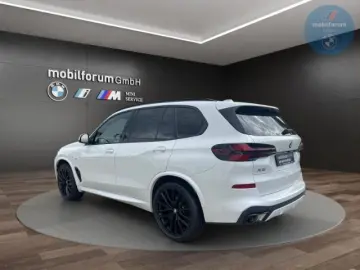 BMW X5 xDr30d MSpo Pro Massage Ventil IcGlow SoftClo AirSusp
