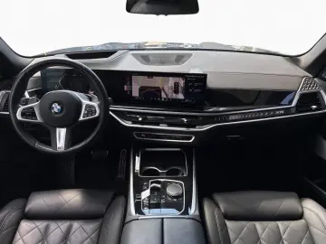 BMW X5 xDr30d MSpo Pro SkyLounge IcGlow SoftClo Ventilation