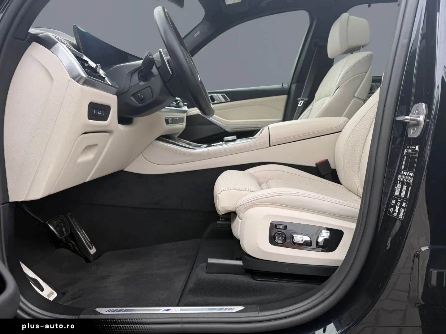 BMW X5 xDr30d MSpo Massage Ventilation 360 H&K
