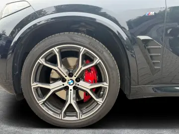 BMW X5 xDr30d MSpo Massage Ventilation 360 H&K