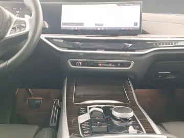 BMW X5 xDr30d MSpo Ventilation SoftClose 360 H&K AuxHeat