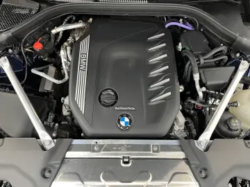 BMW X4 xDr30d MSport Laser DAProf 360 Keyless H&K
